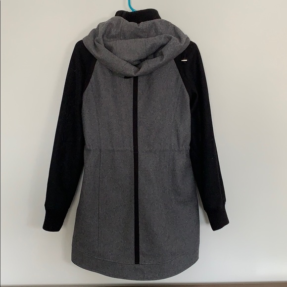 Express Jacket - Picture 2 of 4